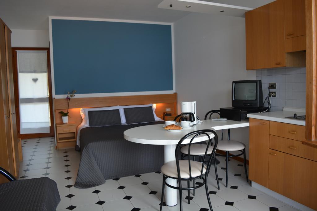 Residence San Vito Brenzone sul Garda Exterior foto